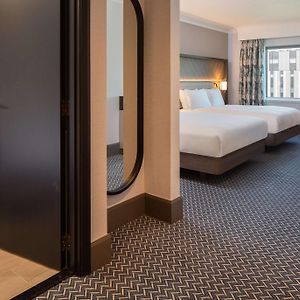 Kamer met een Queen Size Bed